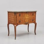 1216 7427 CHEST OF DRAWERS